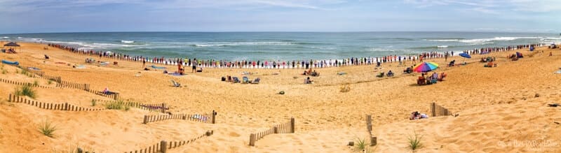Hands-across-sand