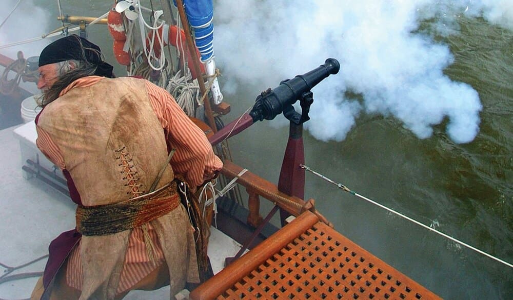 blackbeard-cannon-sm