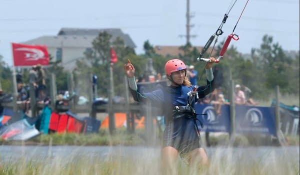 mariel-grossman-kiteboarding-instructor mariel grossman