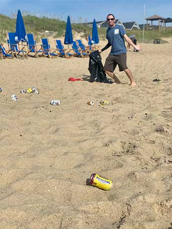 5-minute-beach-cleanups-obx-community beach cleanup
